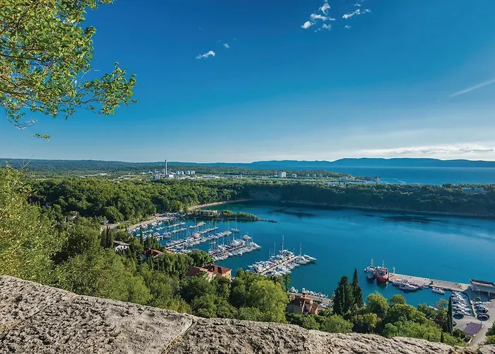 Awesome In With Wifi Διαμέρισμα Omišalj