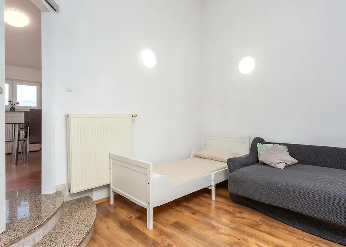 Awesome In With Wifi * Omišalj