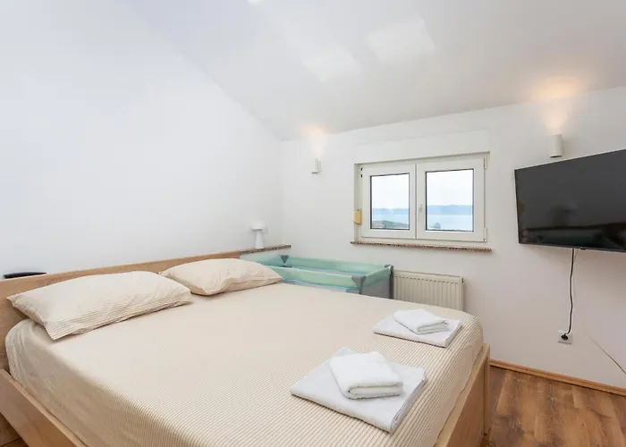 Awesome In With Wifi * Omišalj