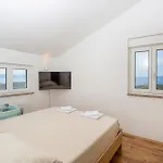 Cozy In With House Sea View Διαμέρισμα *
