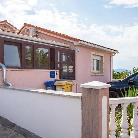 Cozy In With House Sea View